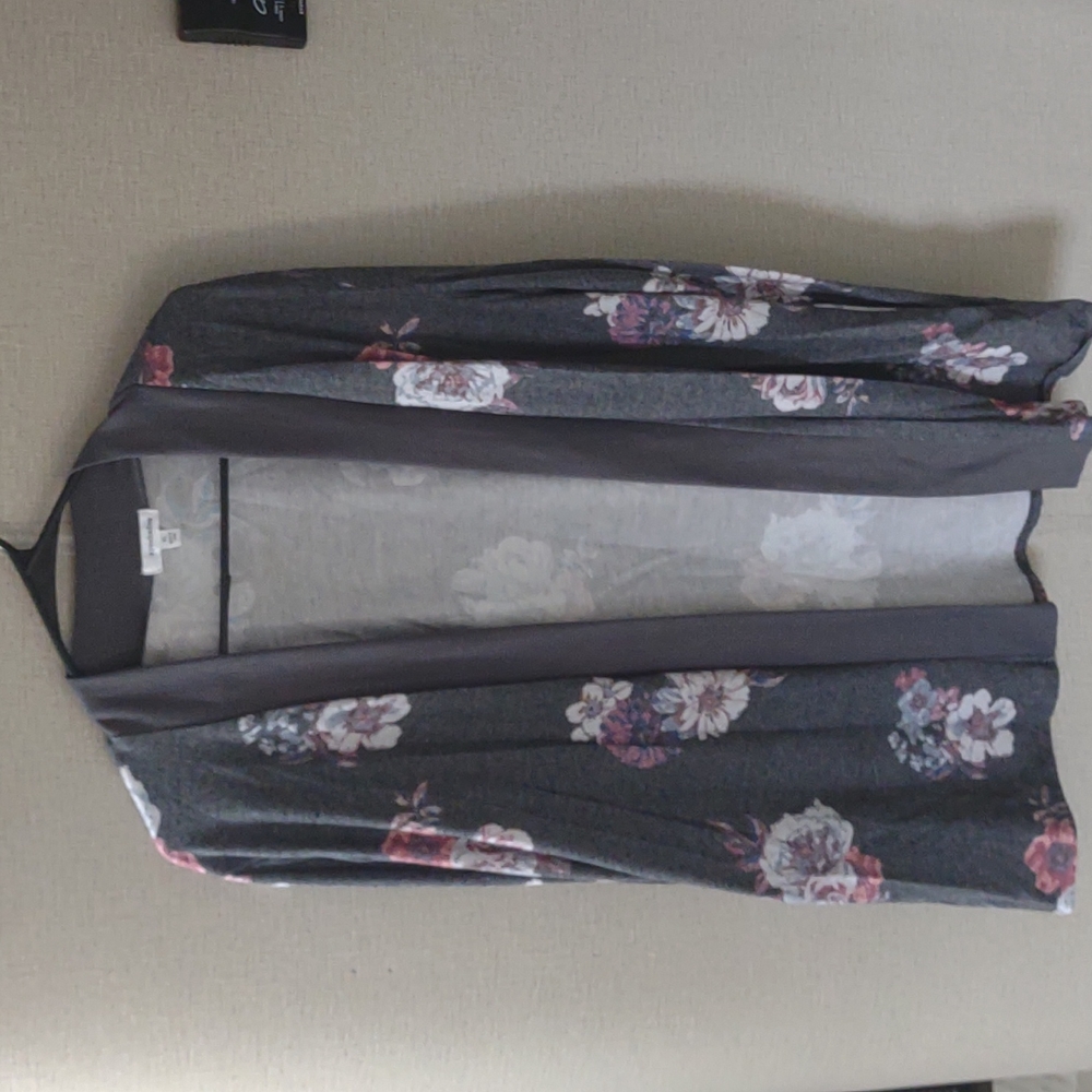 Women's open cardigan